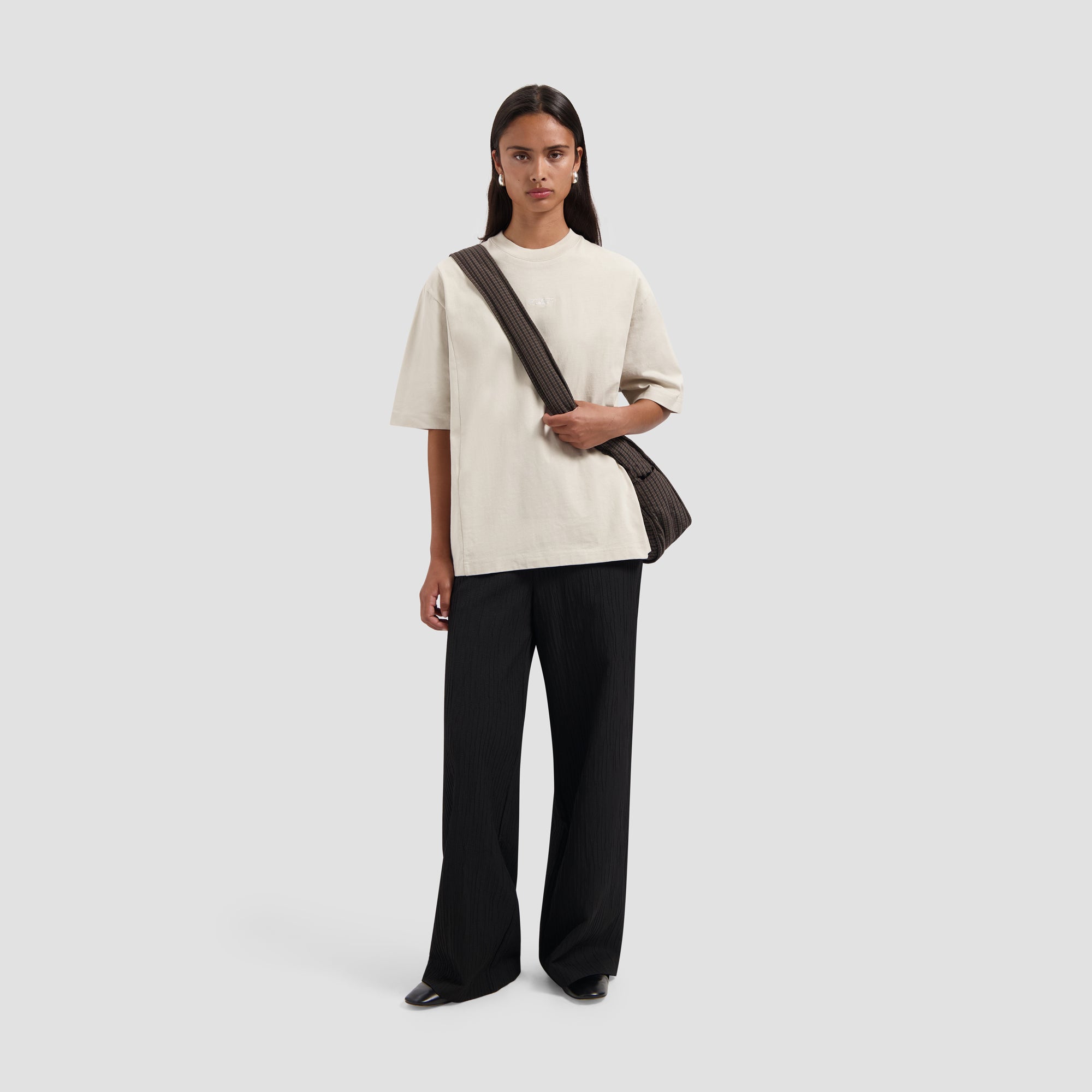 Pin Oversized Tee - Cement